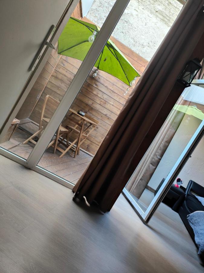 Logement Privatif Avec Jacuzzi Apartment Bergues Luaran gambar